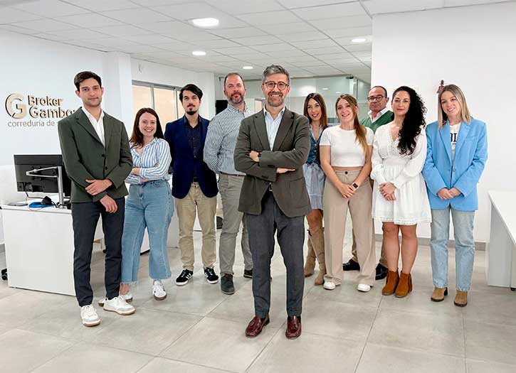 Un equipo profesional comprometido en tu bienestar